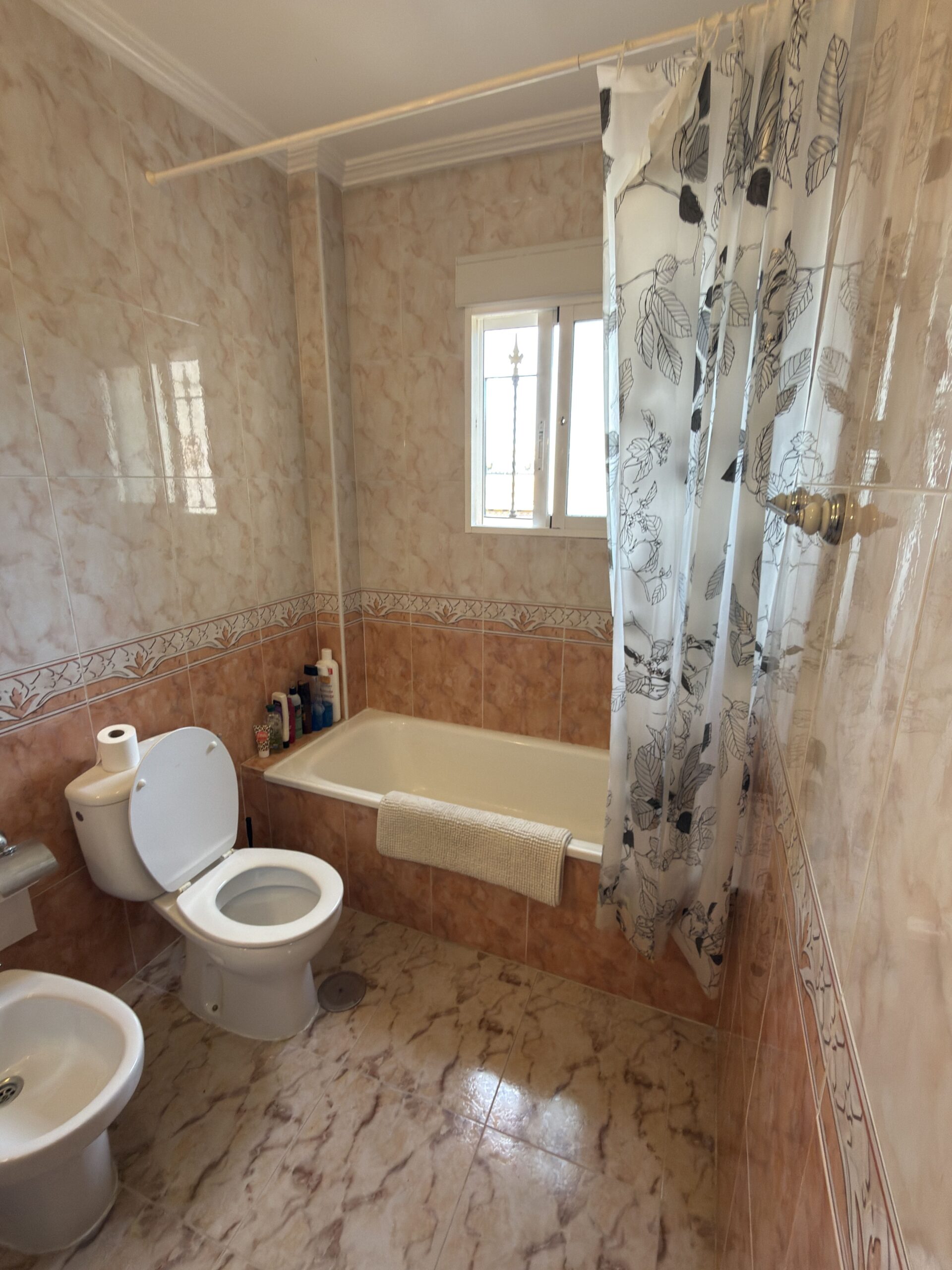 Wonen onder de Spaanse zon, stijl, comfort en toplocatie. — foto 18