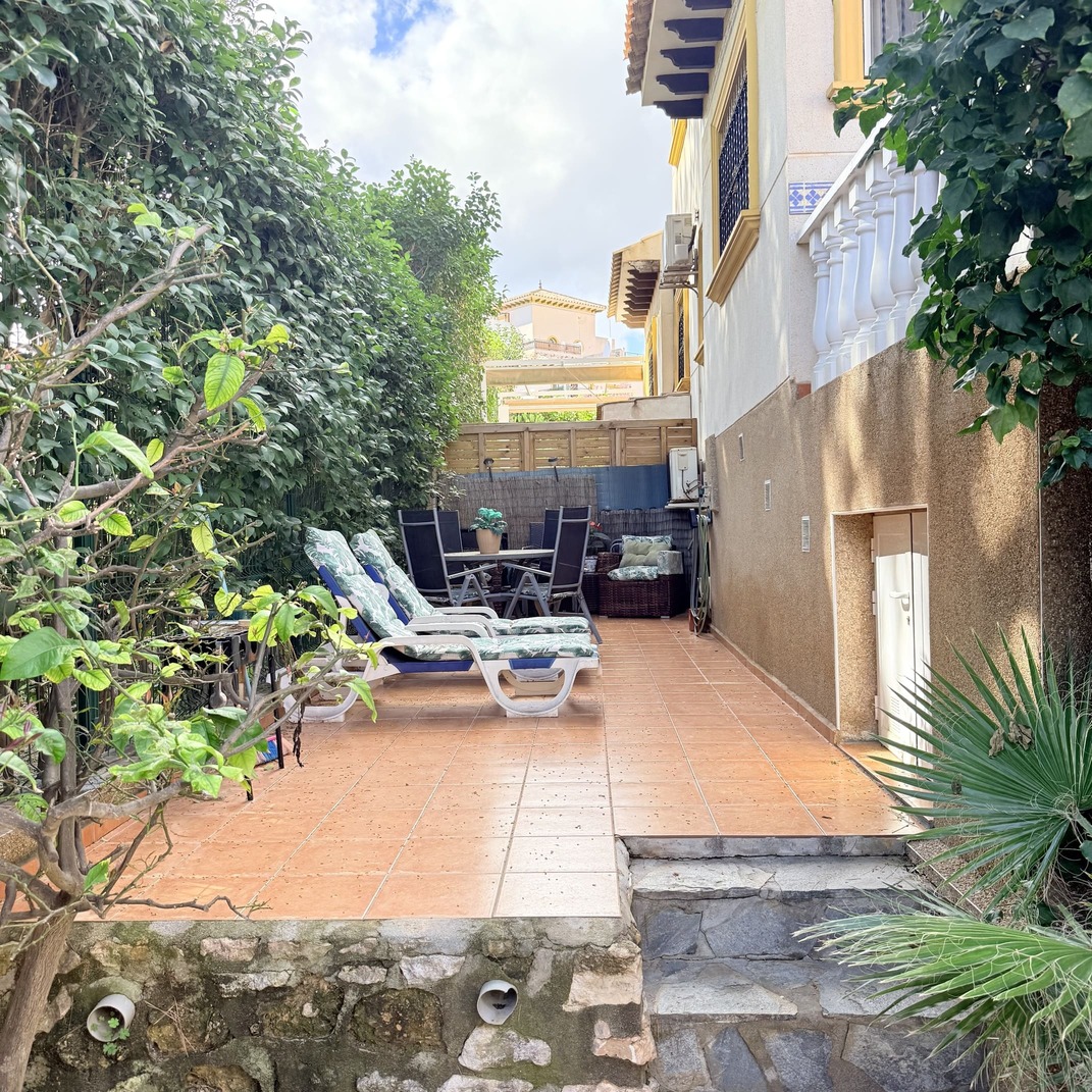Wonen onder de Spaanse zon, stijl, comfort en toplocatie. — foto 4